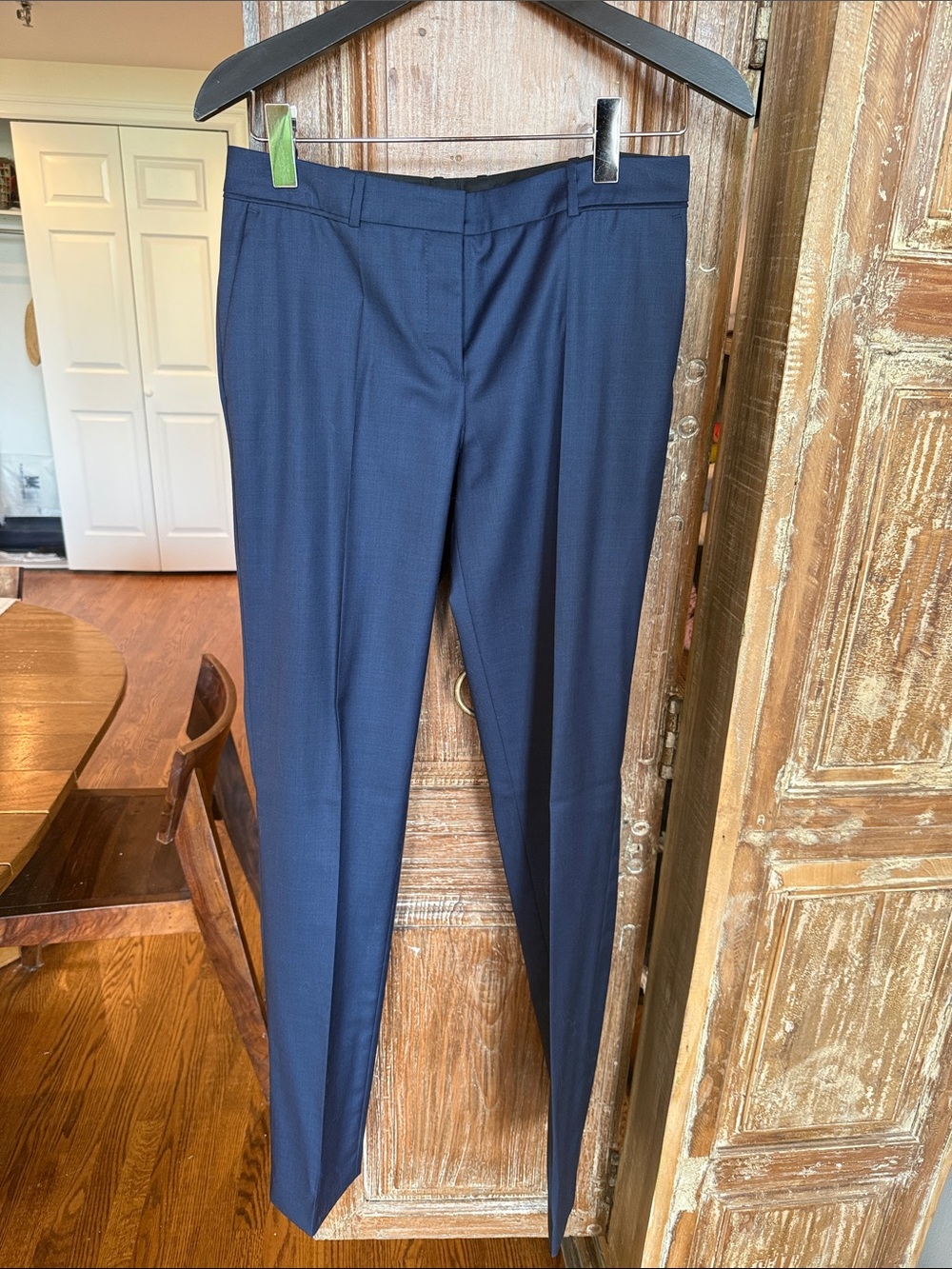 New Hugo Boss Women's Tailored Navy Dress Pants size 4 (35inch inseam)